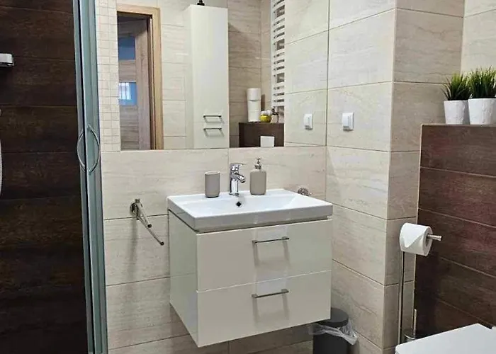 Storczyk & Szampanski Blizej Morza Kołobrzeg